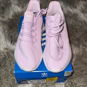 Adidas Women's Light Pink Sneakers